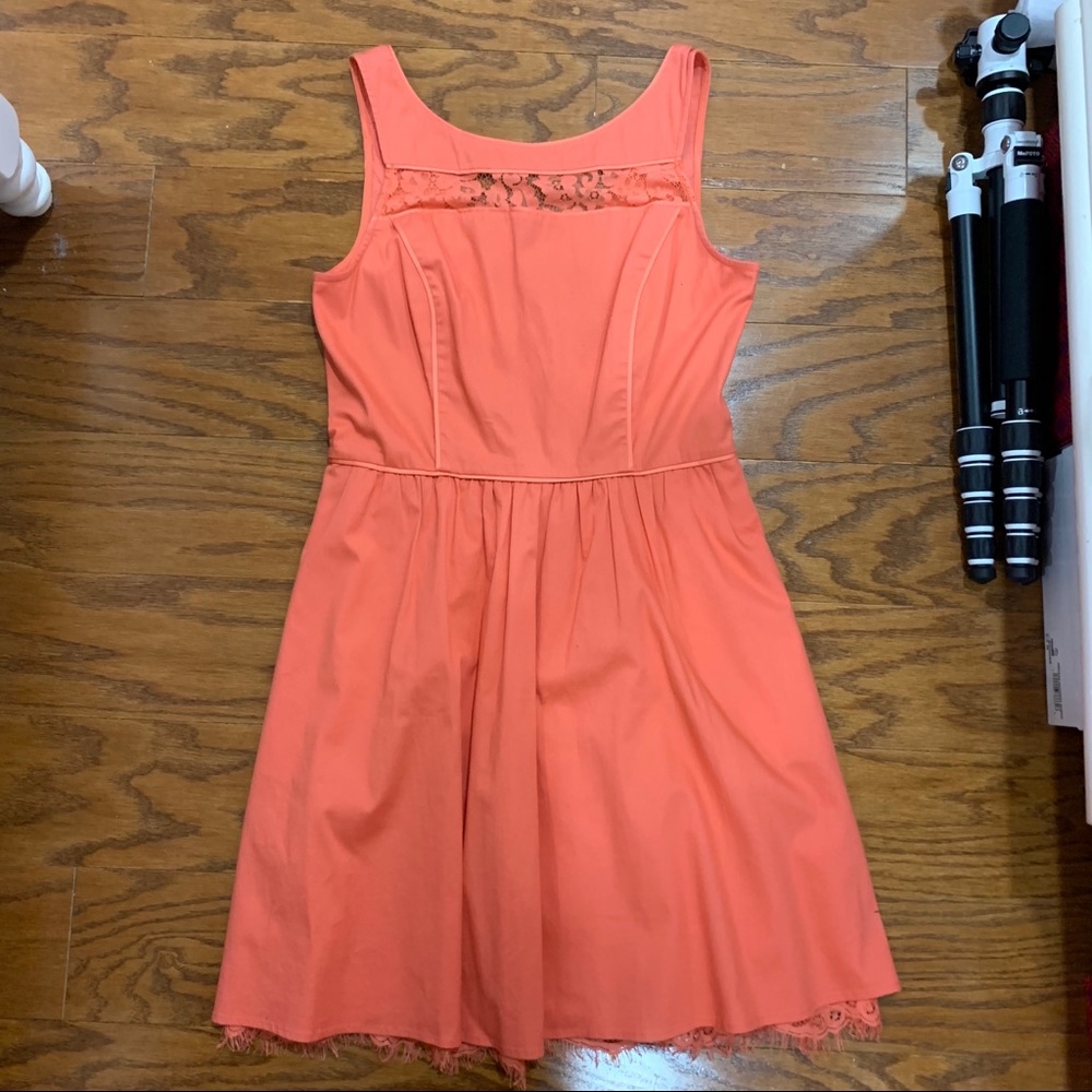 Jessica Simpson dress